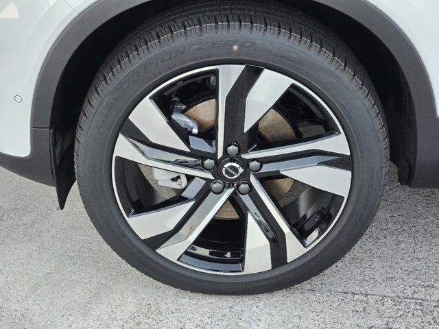 Thumbnail image of 2025 Volvo XC40 at Weston Nissan Volvo