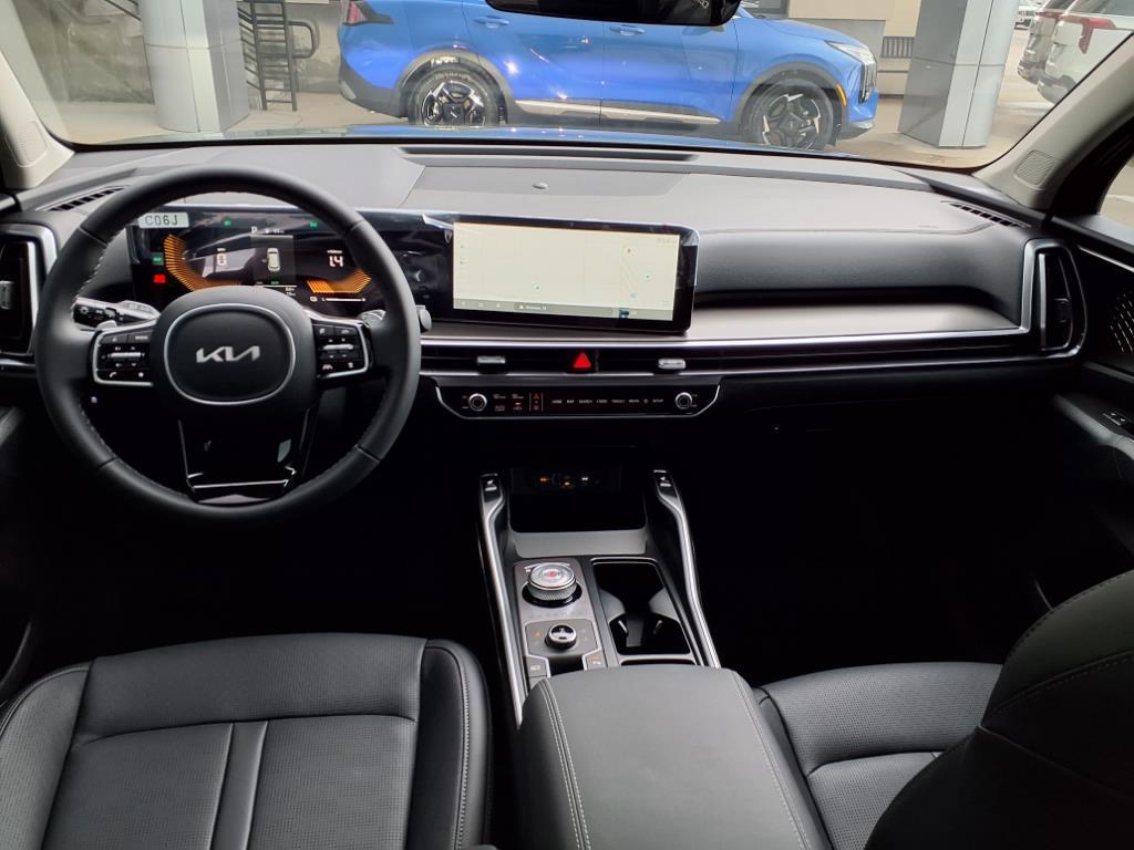 Thumbnail image of 2025 Kia Sorento Hybrid at Gay Family Kia