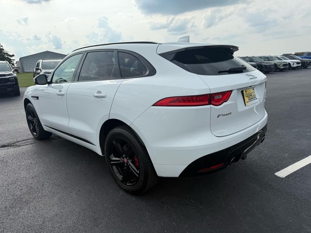 Thumbnail image of 2019 Jaguar F-PACE at Country Chevrolet