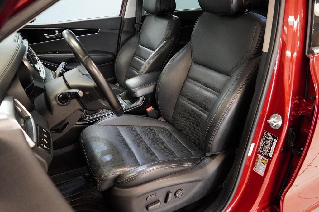 Thumbnail image of 2016 Kia Sorento at Serpentini Chevrolet of Strongsville