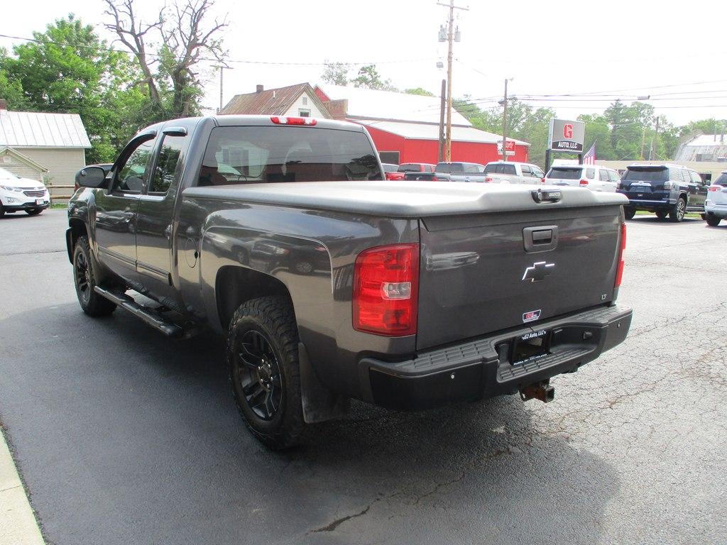 Thumbnail image of 2011 Chevrolet Silverado 1500 at G2 AUTO LLC