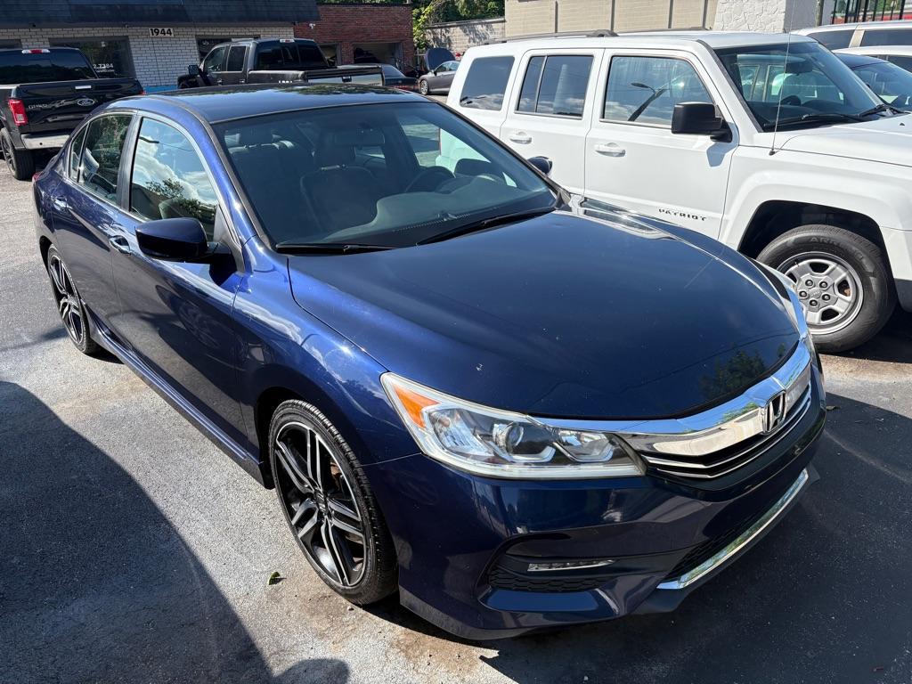 Thumbnail image of 2017 Honda Accord at CHATTANOOGA CARS 4 U