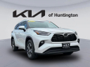 Thumbnail image of 2022 Toyota Highlander at Kia of Huntington