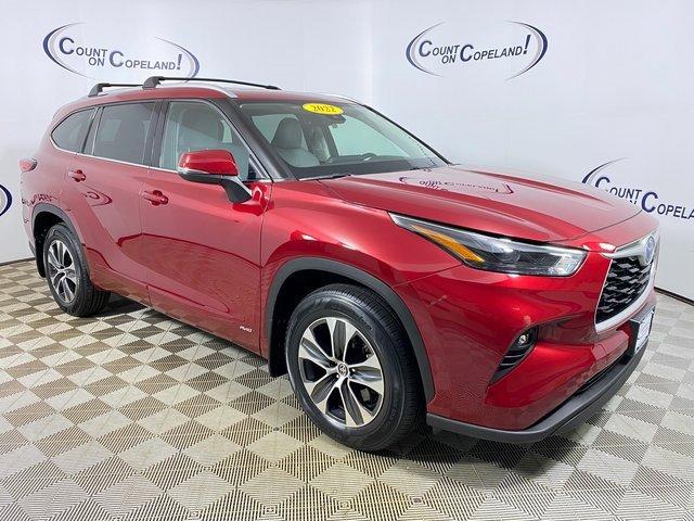 Thumbnail image of 2022 Toyota Highlander Hybrid at Copeland Toyota - Syndication New