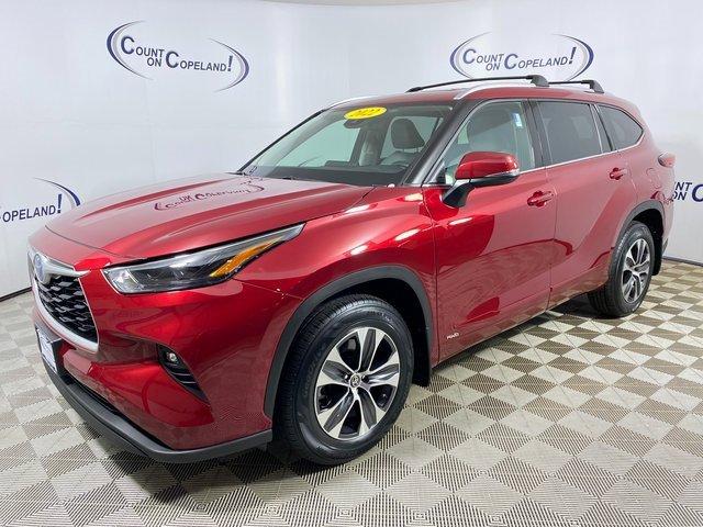 Thumbnail image of 2022 Toyota Highlander Hybrid at Copeland Toyota - Syndication New