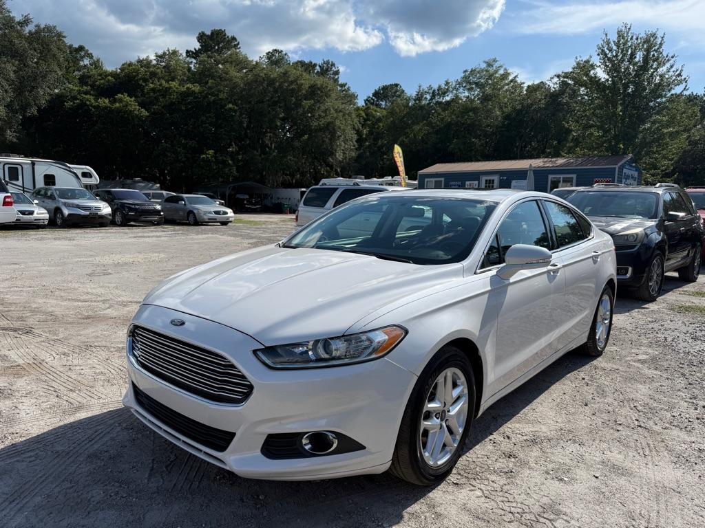 Thumbnail image of 2013 Ford Fusion at RIGHT PRICE AUTO SALES