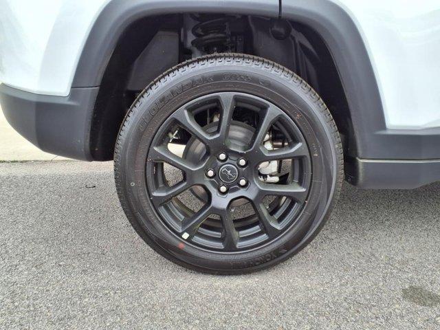 Thumbnail image of 2025 Jeep Compass at DeaconJonesCJDR-USED (DCERT filter)