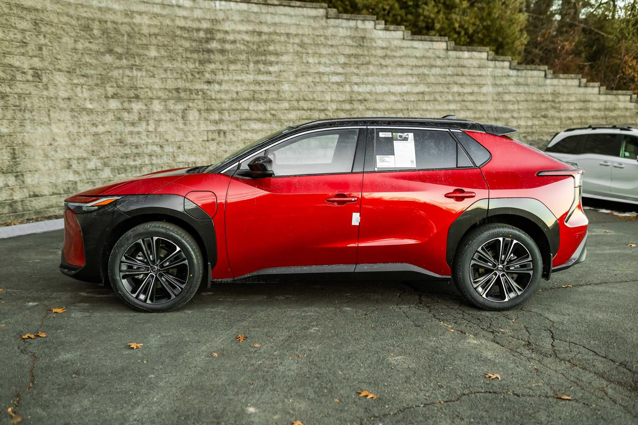 Thumbnail image of 2025 Toyota bZ4X at Hoffman Toyota Scion