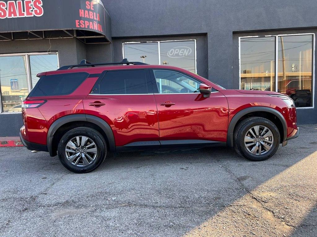 Thumbnail image of 2024 Nissan Pathfinder at ROADSTAR AUTO SALES, INC.