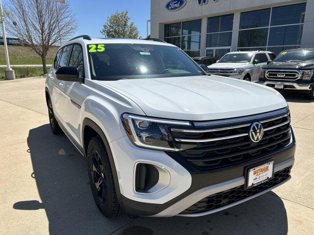Thumbnail image of 2025 Volkswagen Atlas at Dick Witham Ford VW Kia (Co 4.)