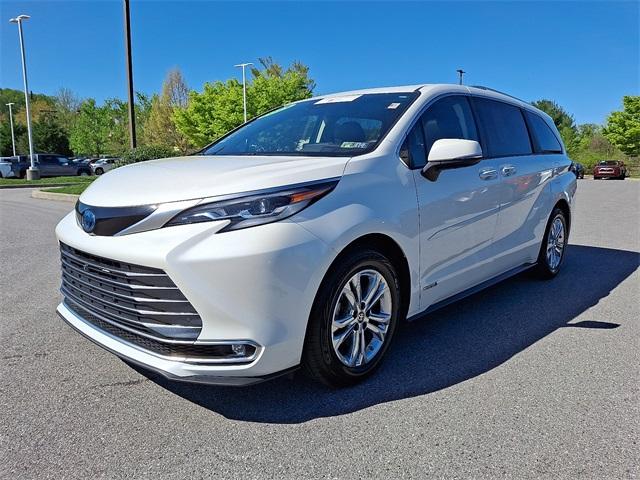 Thumbnail image of 2021 Toyota Sienna at Del Toyota