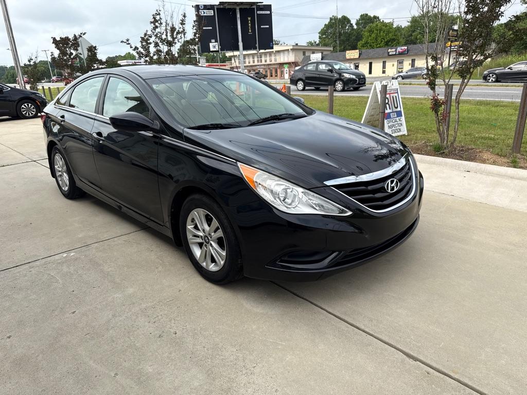 Thumbnail image of 2012 Hyundai SONATA at NATIONAL CAR AND TRUCK SALES