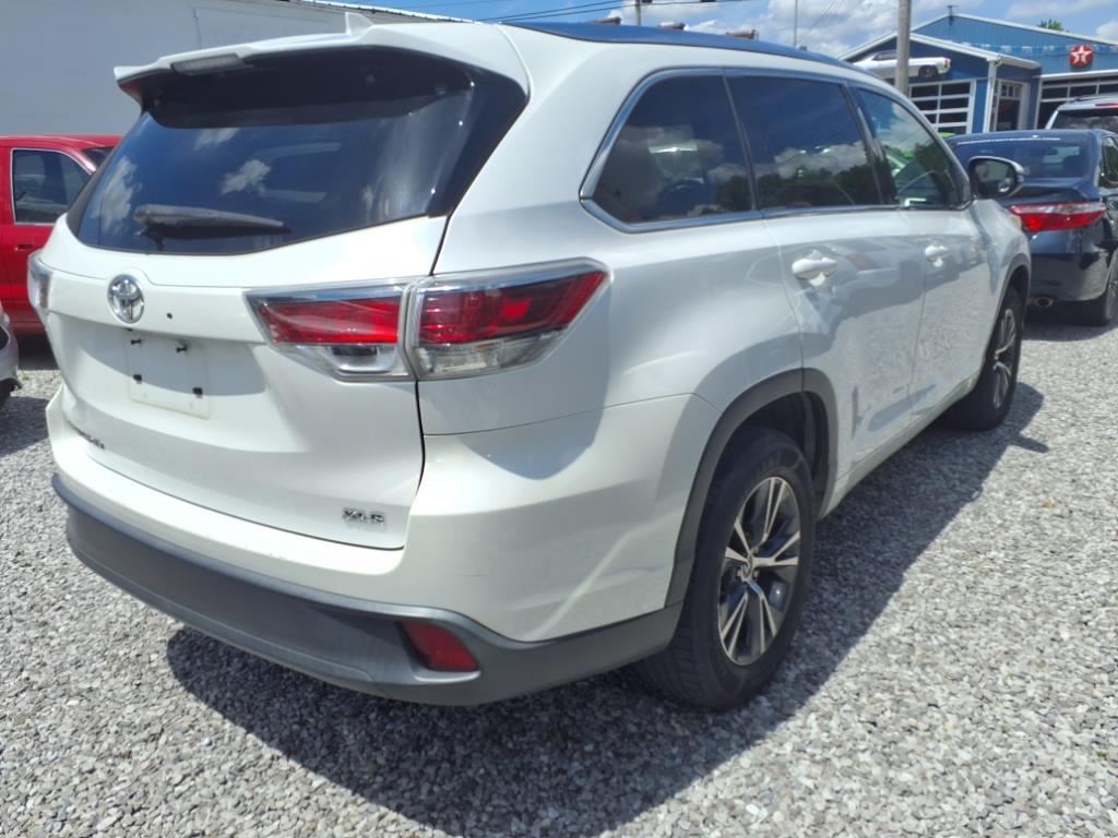 Thumbnail image of 2016 Toyota Highlander at Tommy's Quality Used Cars