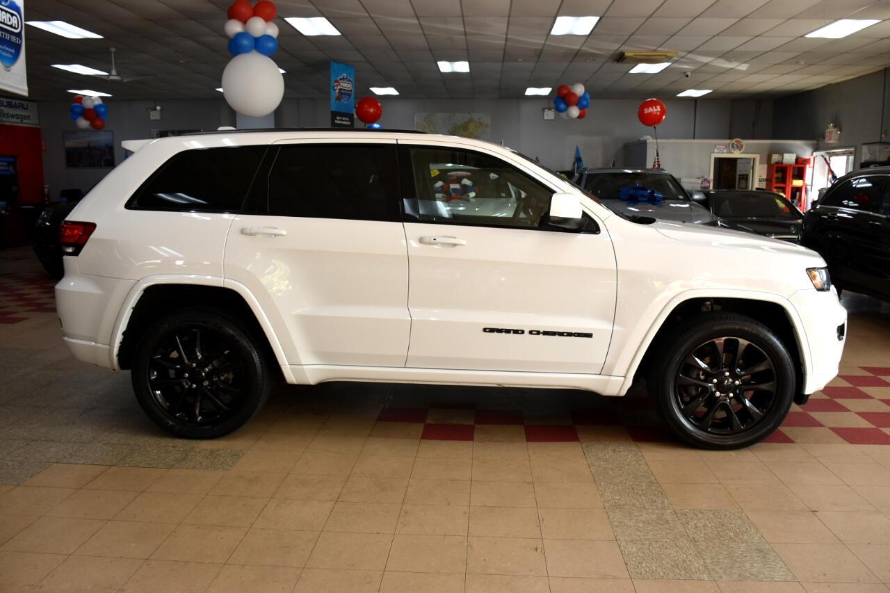 Thumbnail image of 2020 Jeep Grand Cherokee at Showroom Auto LLC