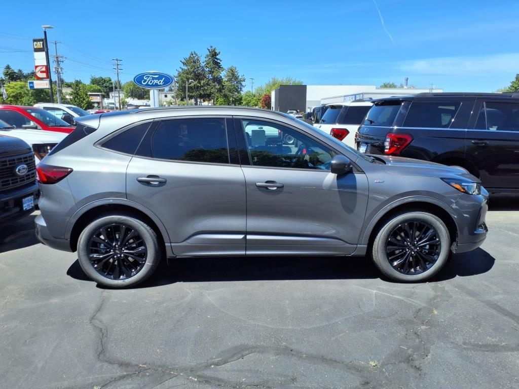 Thumbnail image of 2025 Ford Escape Hybrid at Northside Ford Truck Sales