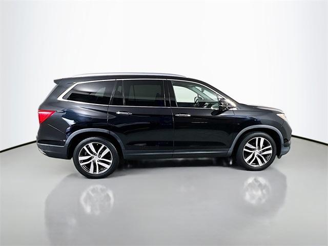 Thumbnail image of 2016 Honda Pilot at Serpentini Chevrolet of Medina