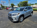 Thumbnail image of 2019 Toyota Highlander at Courtesy Acura