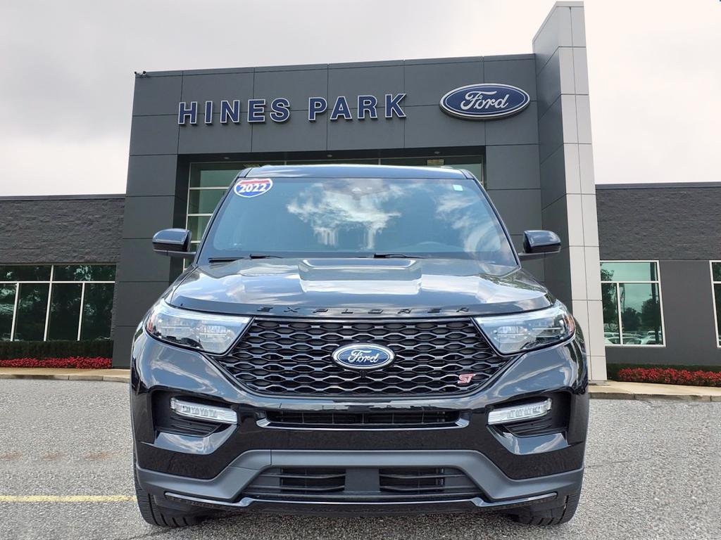 Thumbnail image of 2022 Ford Explorer at Hines Park Ford