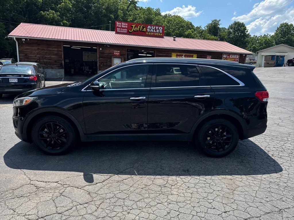 Thumbnail image of 2017 Kia Sorento at Jeff's Auto Sales, Llc