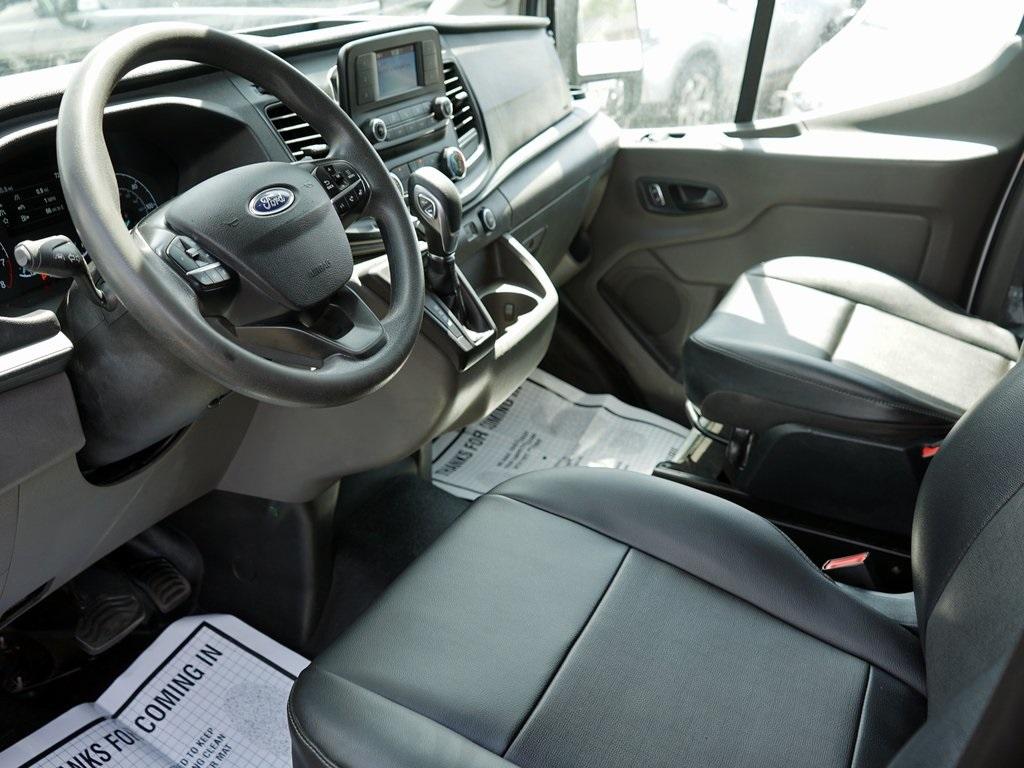 Thumbnail image of 2022 Ford Transit at Auto Expo Store