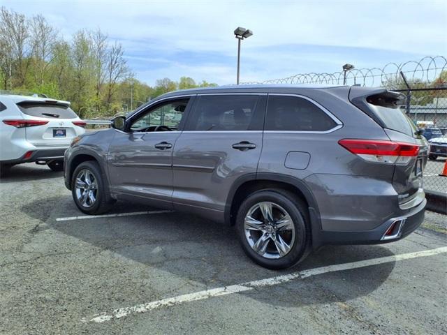 Thumbnail image of 2017 Toyota Highlander at Toyota Universe