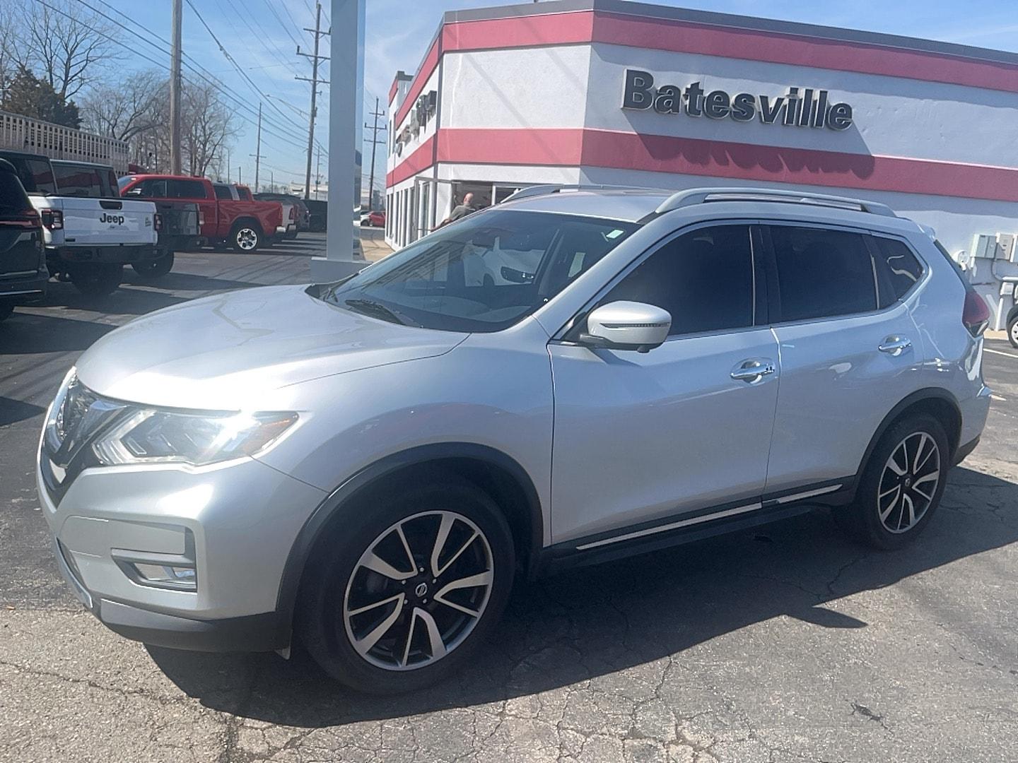 Thumbnail image of 2019 Nissan Rogue at Batesville Chrysler Dodge Jeep Inc