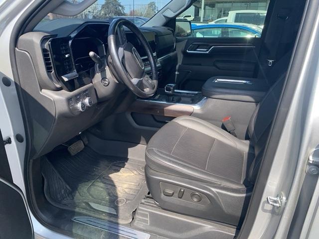 Thumbnail image of 2022 GMC Sierra 1500 at Kia of Grand Blanc