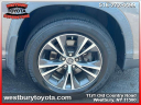 Thumbnail image of 2018 Toyota Highlander at Westbury Toyota Scion
