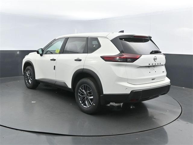 Thumbnail image of 2025 Nissan Rogue at Commonwealth Chevrolet Inc.