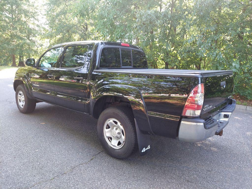 Thumbnail image of 2015 Toyota Tacoma at 757 AUTO BROKERS LLC