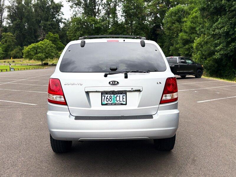 Thumbnail image of 2006 Kia Sorento at Treasure Auto Sales