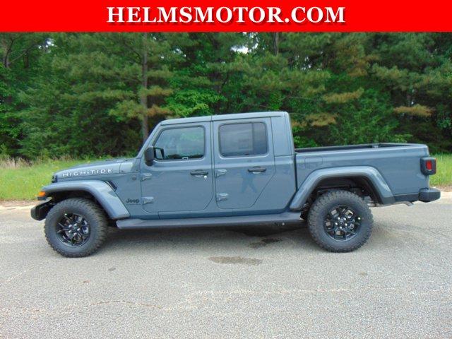 Thumbnail image of 2025 Jeep Gladiator at Helms Motor Company