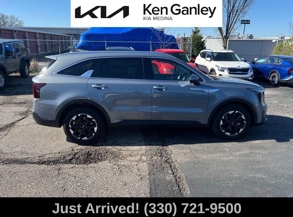 Thumbnail image of 2024 Kia Sorento at Ken Ganley Kia Medina