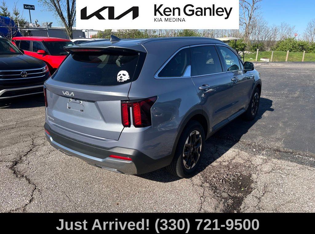 Thumbnail image of 2024 Kia Sorento at Ken Ganley Kia Medina