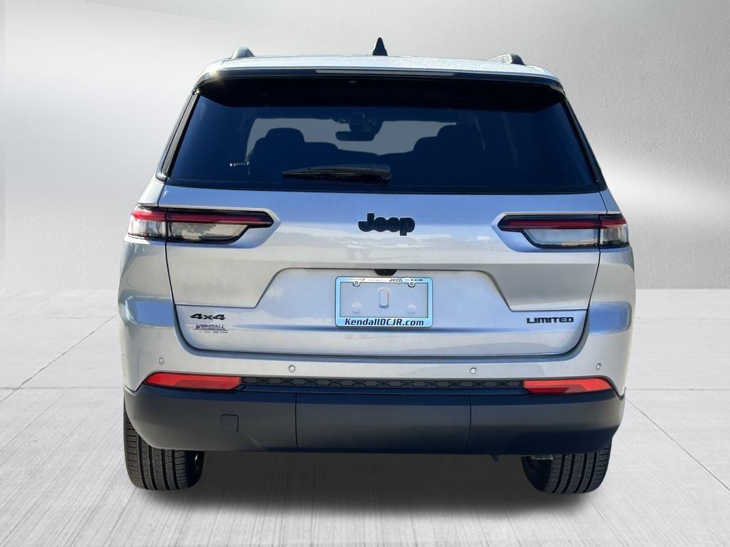 Thumbnail image of 2025 Jeep Grand Cherokee L at Kendall Dodge Chrysler Jeep Ram