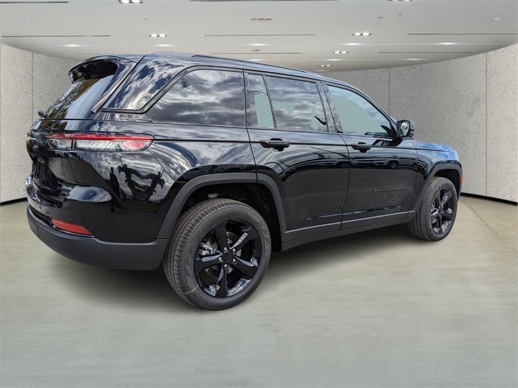 Thumbnail image of 2025 Jeep Grand Cherokee at Arrigo Chrysler Dodge Jeep Ram at Sawgrass