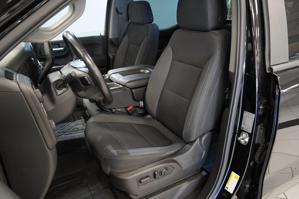 Thumbnail image of 2019 Chevrolet Silverado 1500 at Serpentini Chevrolet of Strongsville