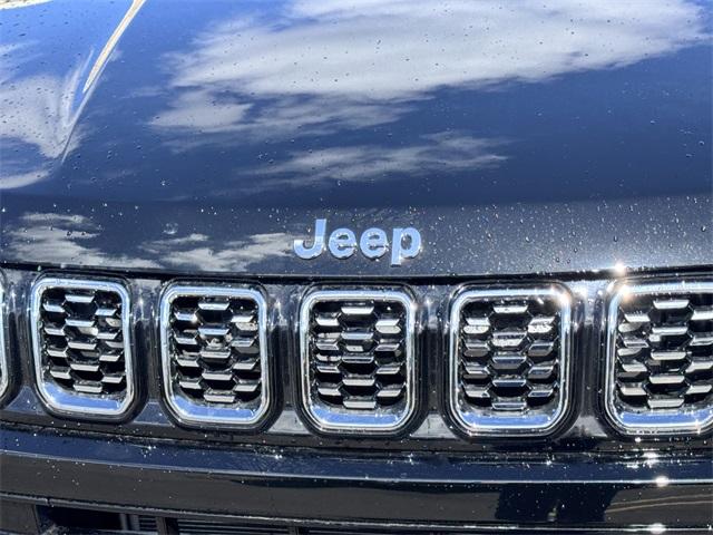 Thumbnail image of 2025 Jeep Compass at Chrysler Dodge Jeep Ram of Southfield