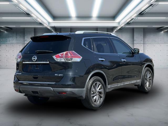 Thumbnail image of 2016 Nissan Rogue at Ford of Smithtown