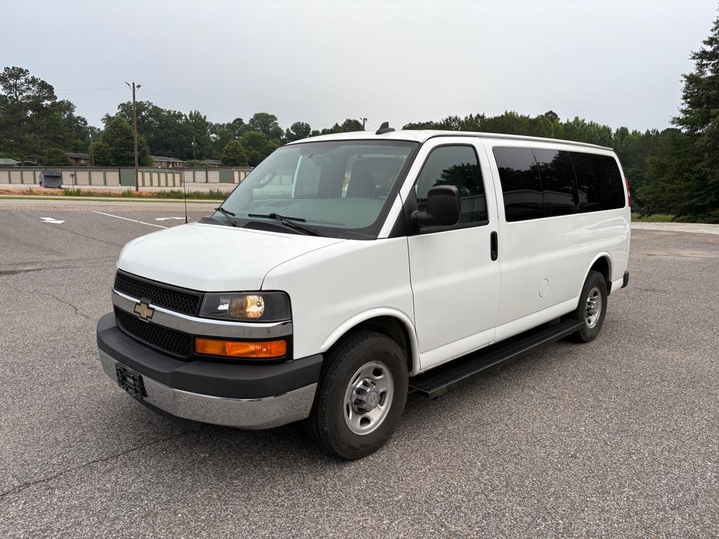 Thumbnail image of 2016 Chevrolet Express at BAMA DIRECT AUTOMOTIVE LLC