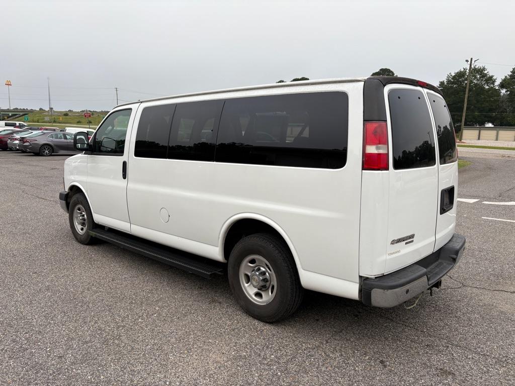 Thumbnail image of 2016 Chevrolet Express at BAMA DIRECT AUTOMOTIVE LLC