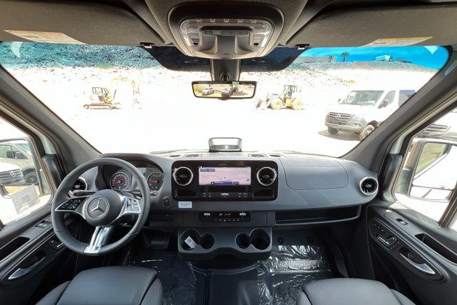 Thumbnail image of 2025 Mercedes-Benz Sprinter at MercedesBenzOfStGeorge NEW