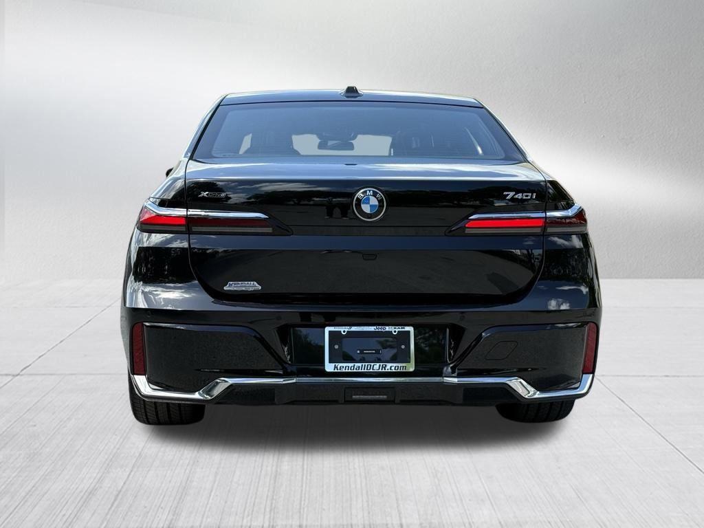 Thumbnail image of 2024 BMW 7 Series at Kendall Dodge Chrysler Jeep Ram