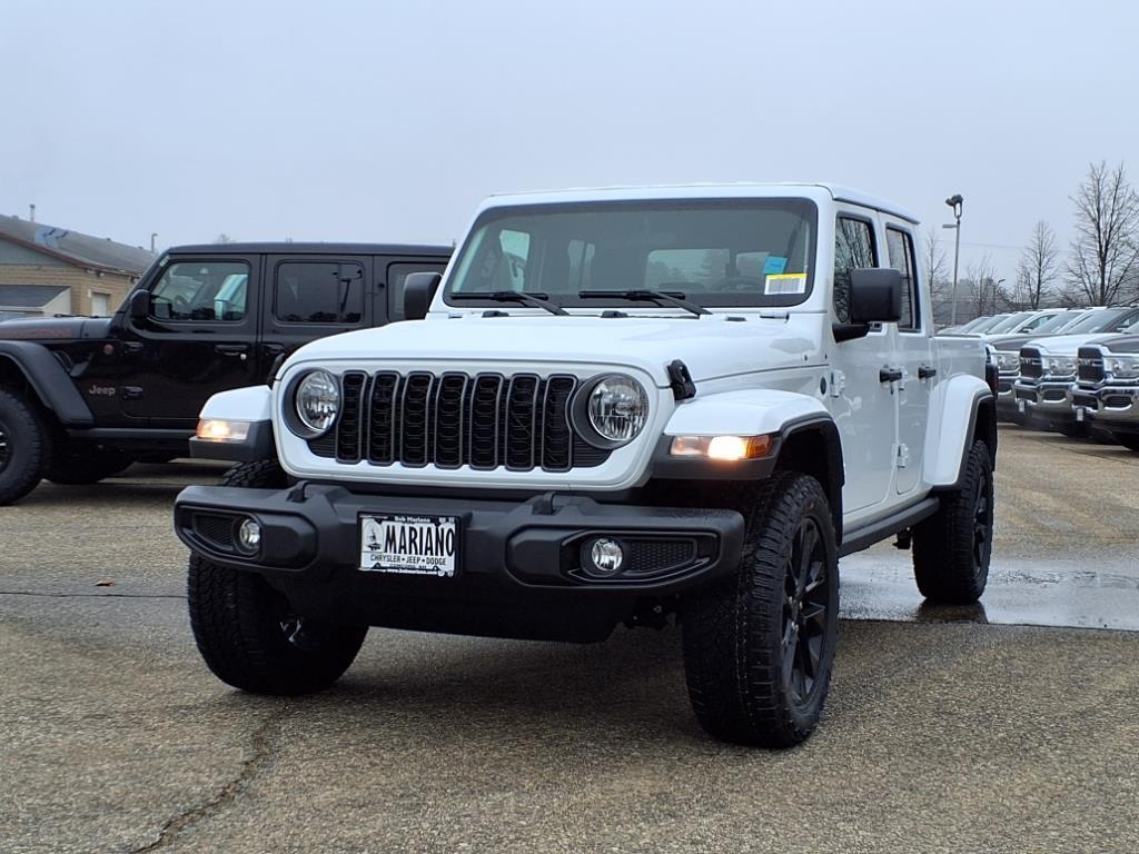 Thumbnail image of 2025 Jeep Gladiator at Bob Mariano Jeep Dodge