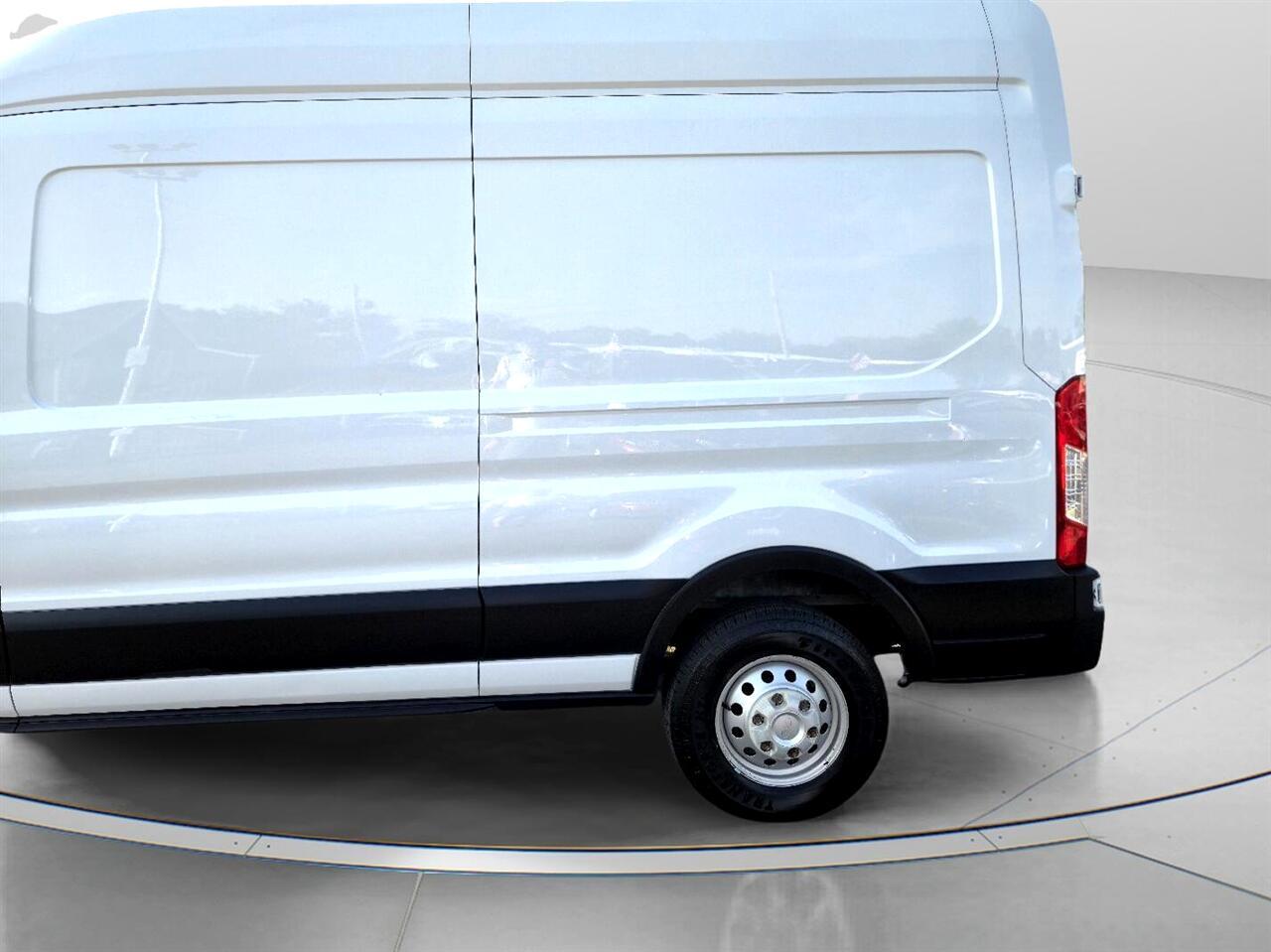 Thumbnail image of 2022 Ford Transit at Quest Auto Sales, Inc