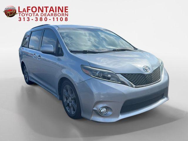 Thumbnail image of 2015 Toyota Sienna at LaFontaine Toyota Kia Genesis of Dearborn