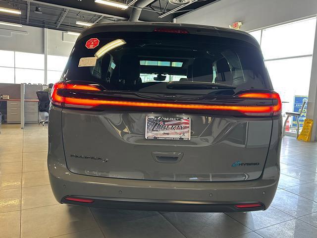 Thumbnail image of 2025 Chrysler Pacifica Plug-In Hybrid at Liberty Chrysler Jeep Dodge Ram - New and Used