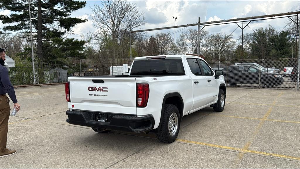 Thumbnail image of 2019 GMC Sierra 1500 at Applegate Chevrolet