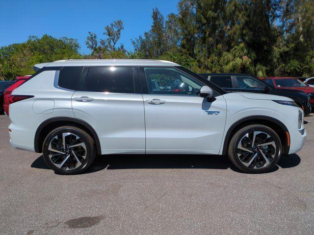 Thumbnail image of 2025 Mitsubishi Outlander PHEV at Jacobs Mitsubishi