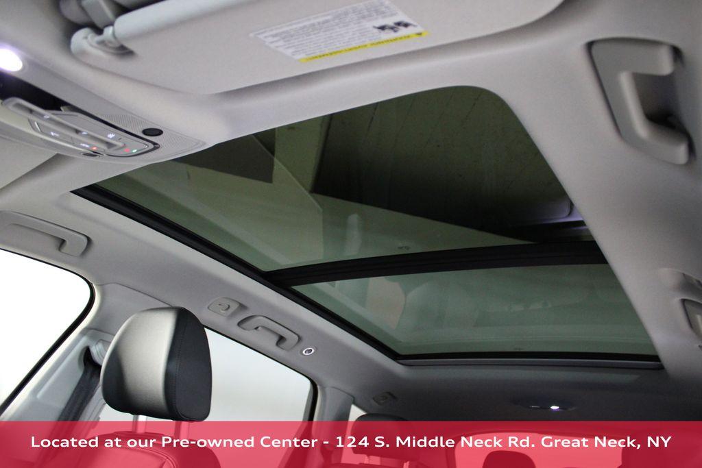 Thumbnail image of 2022 Audi Q7 at Audi Great Neck